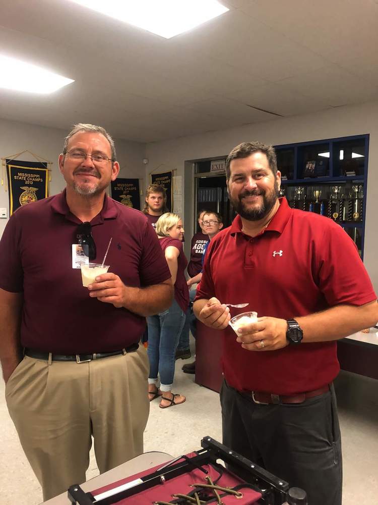 FFA Hosts Ice Cream Social